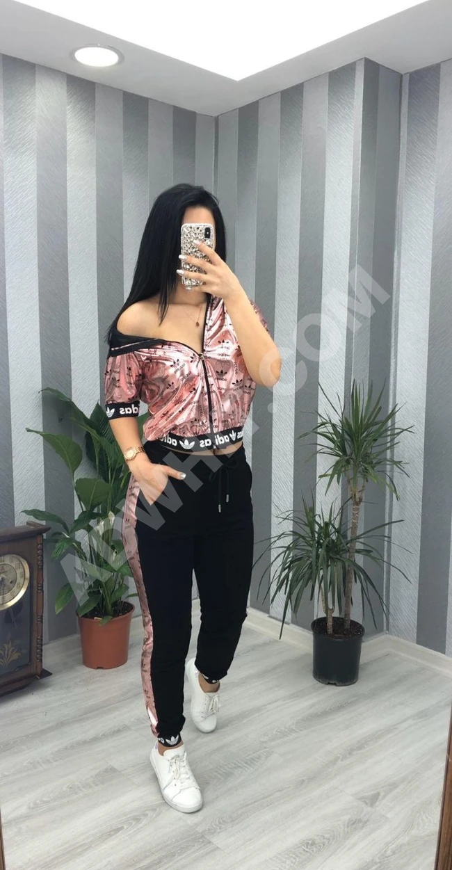 بيجاما سبور نسائية 