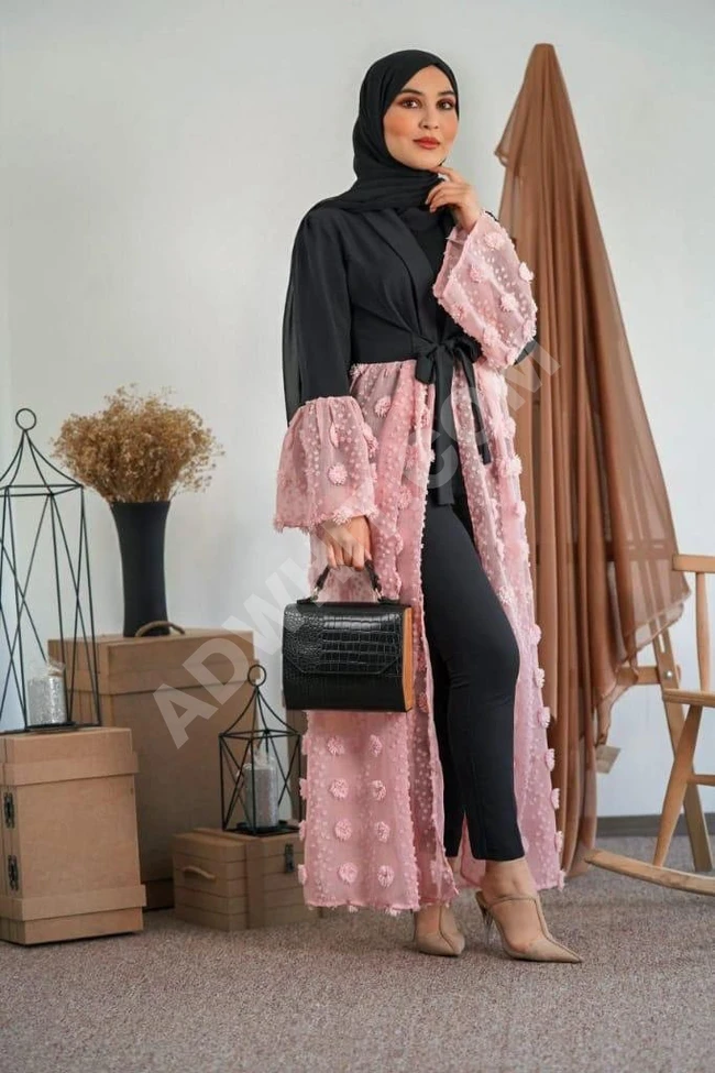 عباءة نسائية للمحجبات