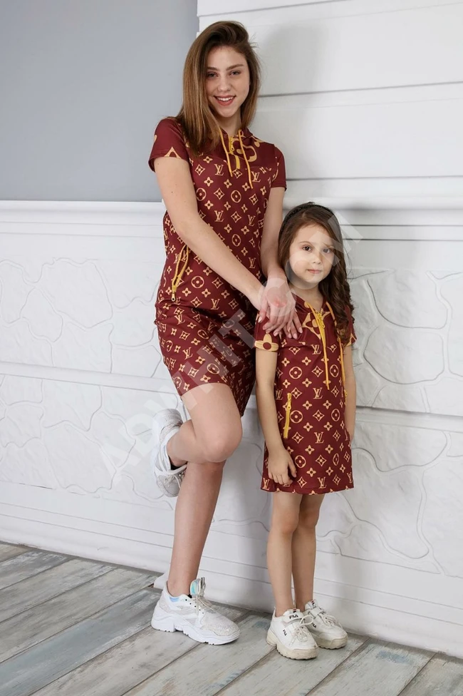 كابلز الام والبنت 