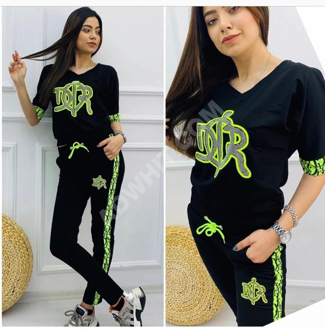 بيجاما سبور نسائية