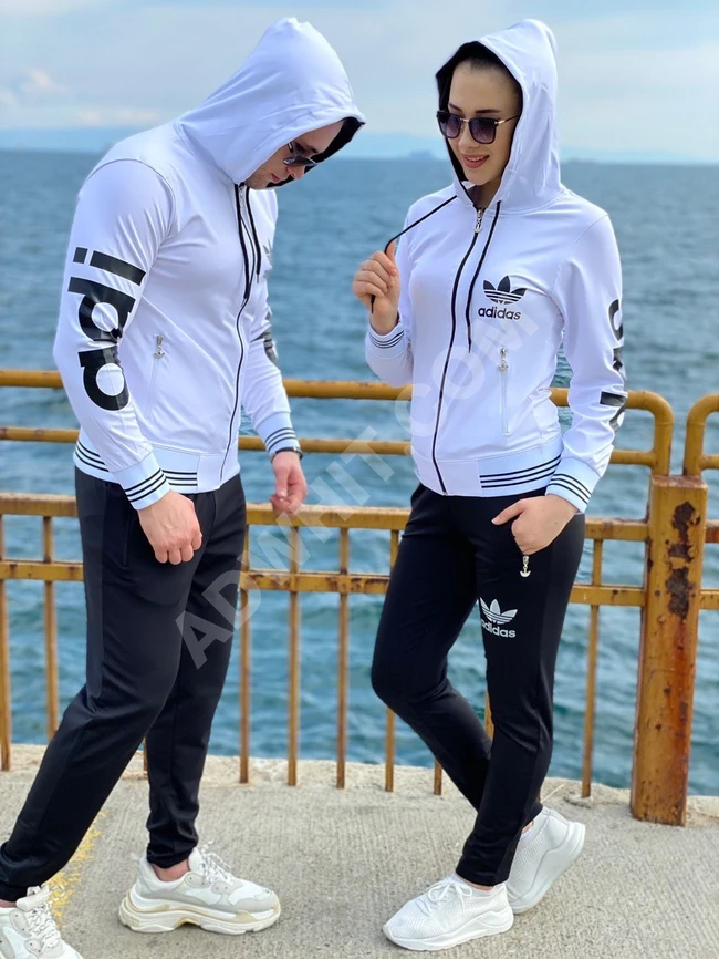 بيجامه نسائي مع رجالي  بسعر مغري 