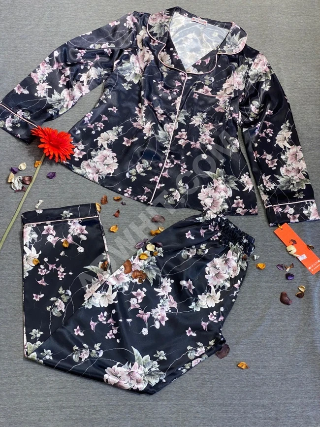 بيجاما نسائية