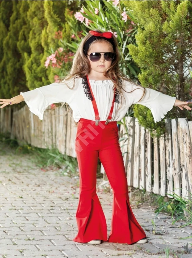 طقم بناتي مميز