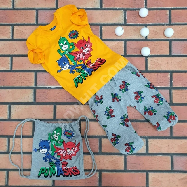 ملابس اطفال