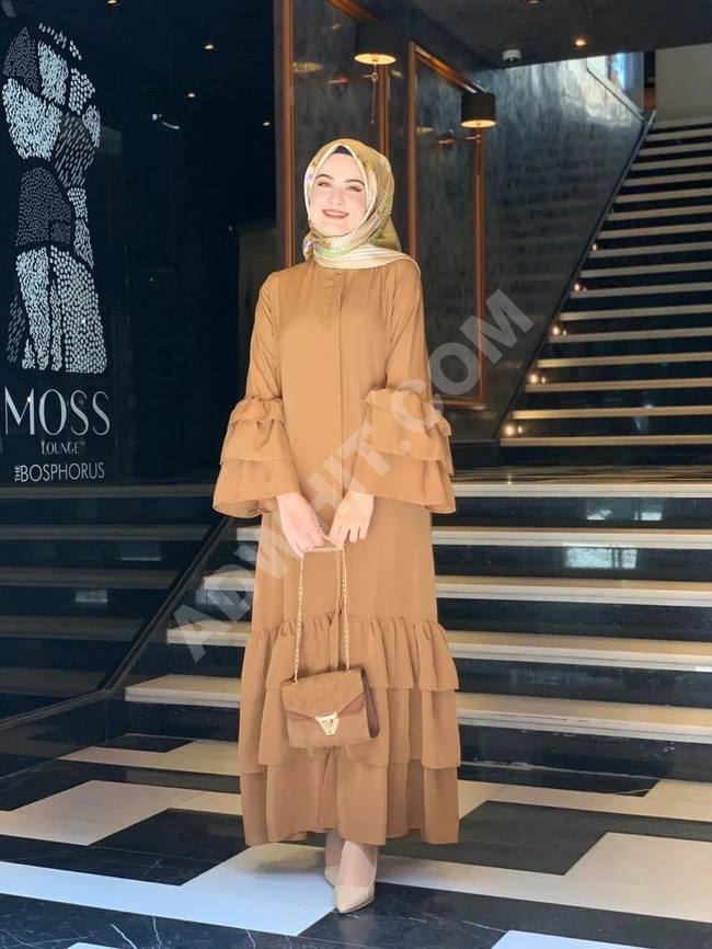 طقم عباءة مع فستان نسائية