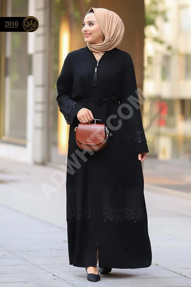 عباءة نسائية للمحجبات 