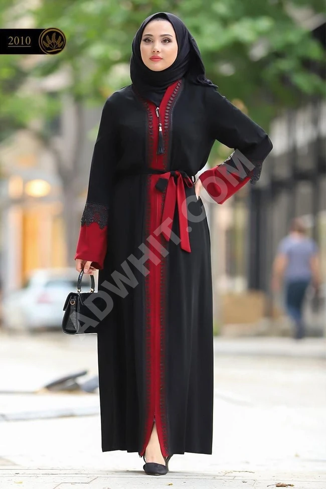 عباءة نسائية للمحجبات 