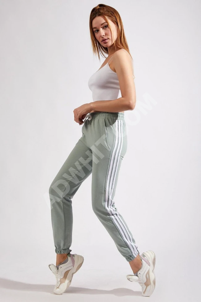 بنطال سبور للنساء