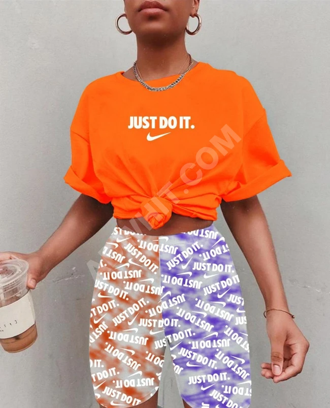 بيجاما سبور نسائية