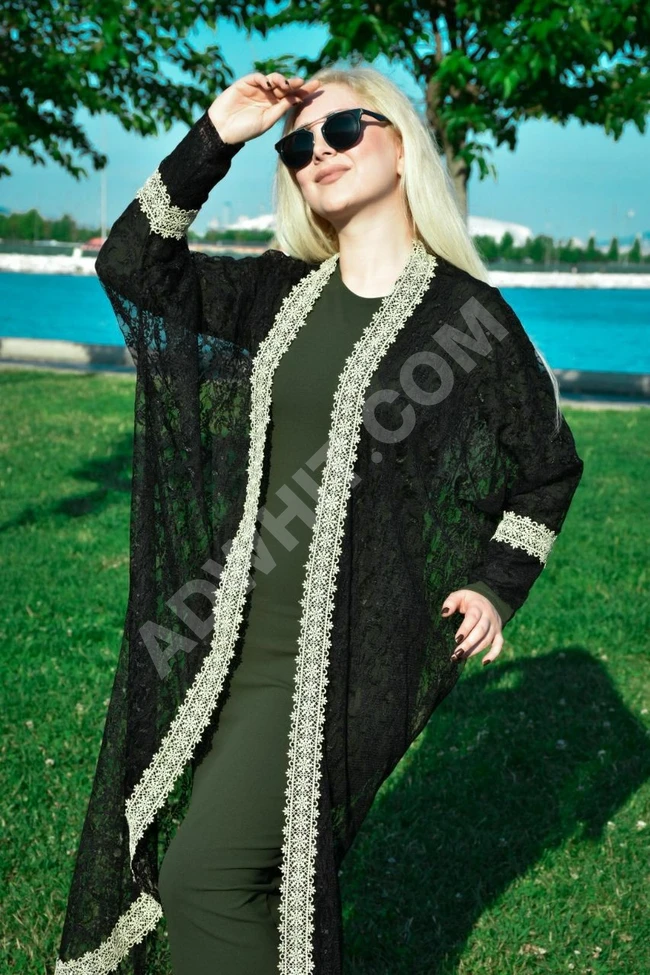 فستان نسائي