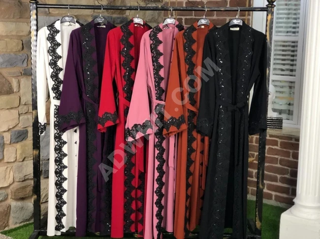 عباءة نسائية مميزة