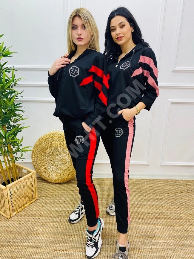 بيجاما سبور نسائية