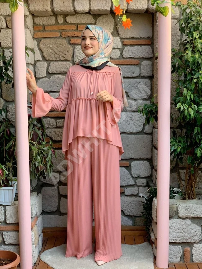 طقم نسائي للمحجبات