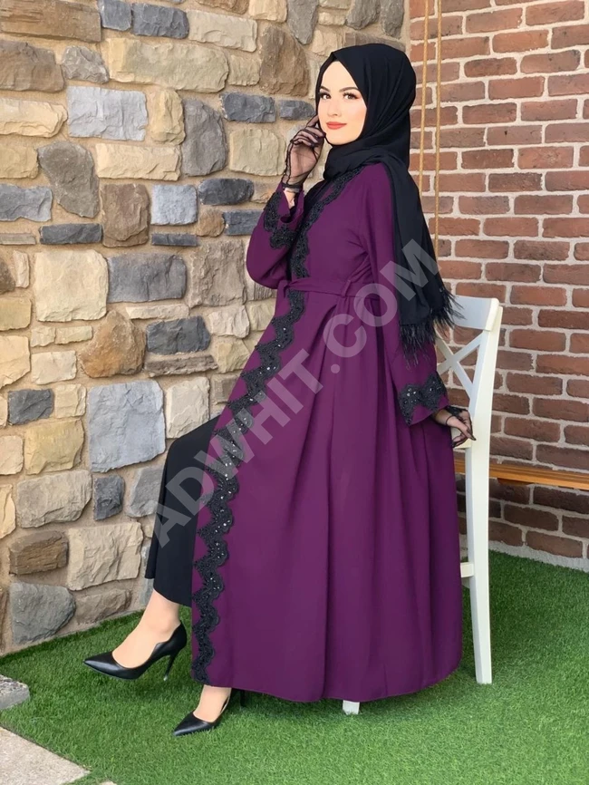 عباءة نسائية مميزة