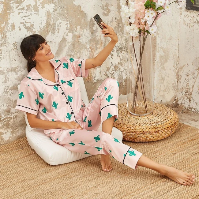 بيجاما نوم نسائية 