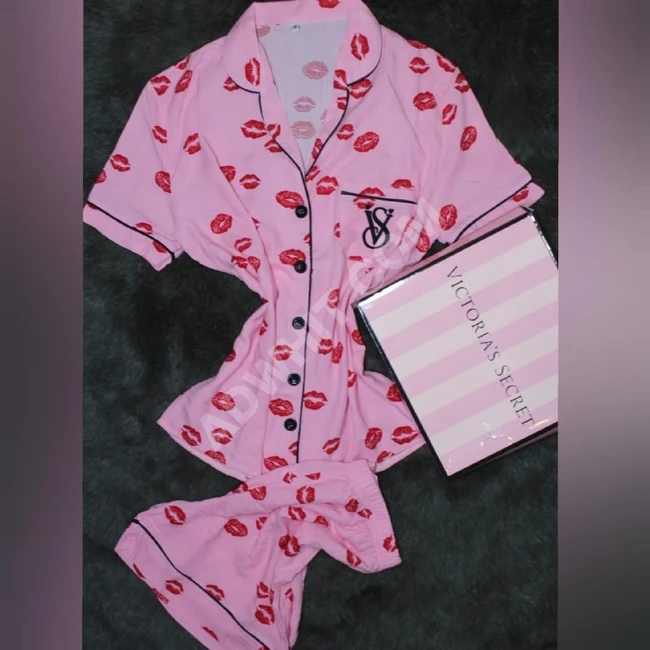 بيجاما نوم نسائية