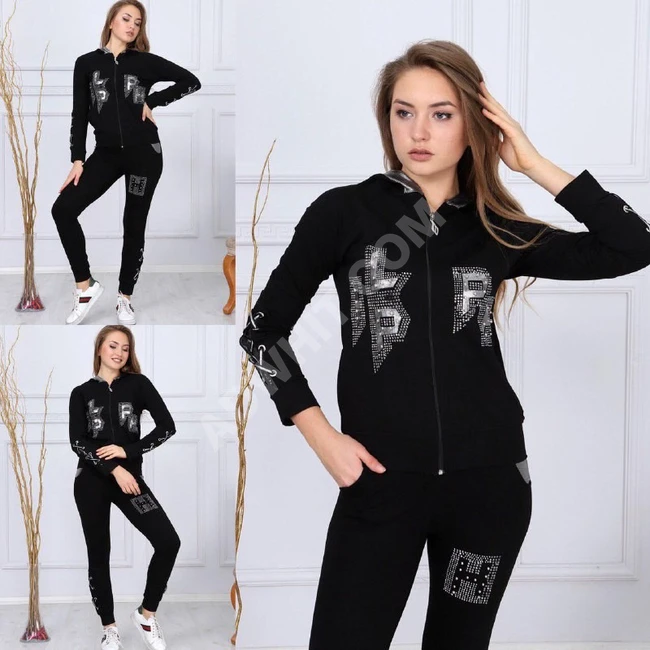 بيجاما سبور نسائية