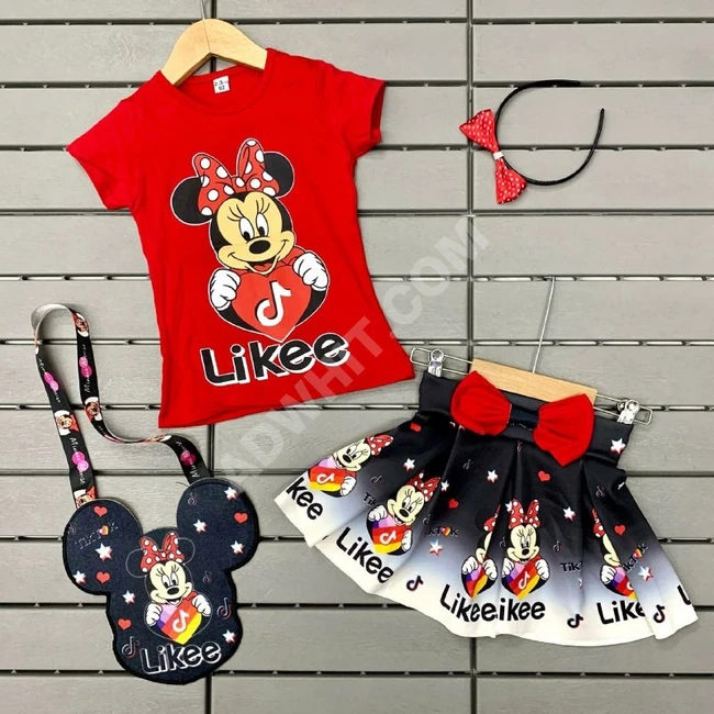 طقم بناتي بطبعة ميكي ماوس