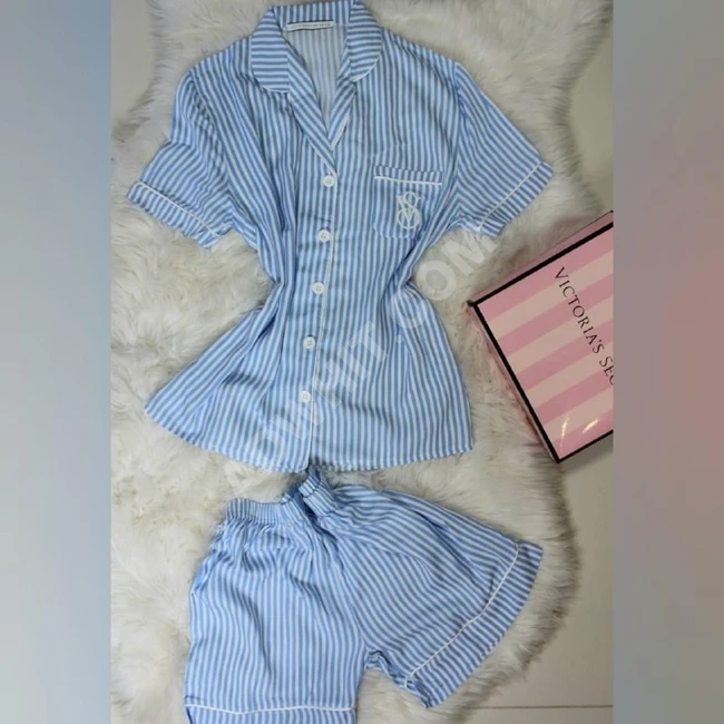 بيجاما نوم نسائية