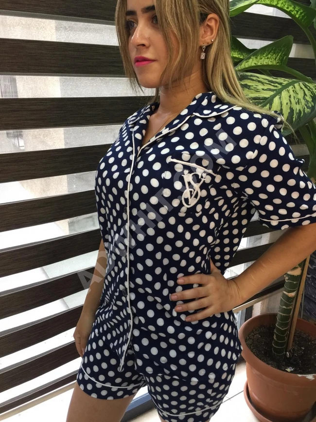 بيجامات نسائية