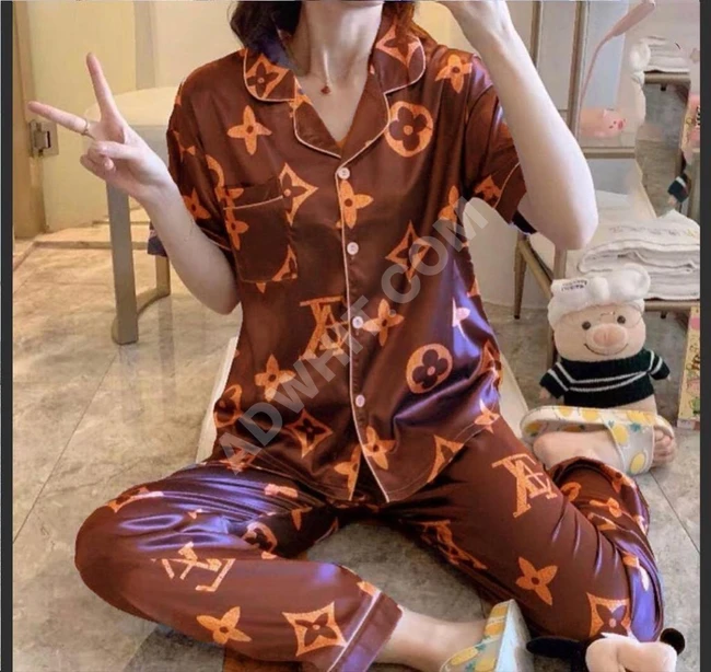 بيجاما نوم نسائية