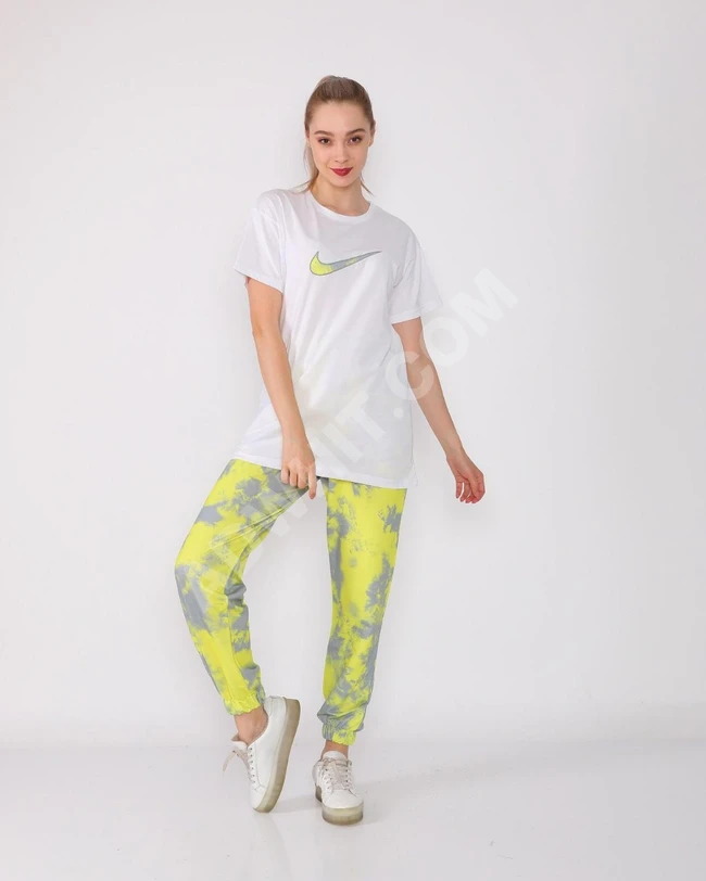 بيجاما سبور نسائية