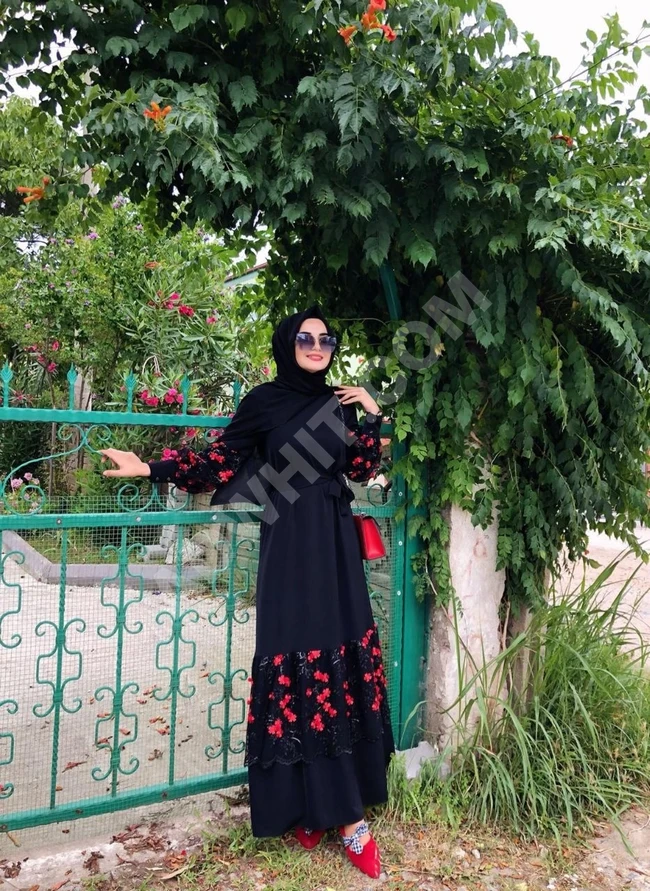 عباءة نسائية للمحجبات