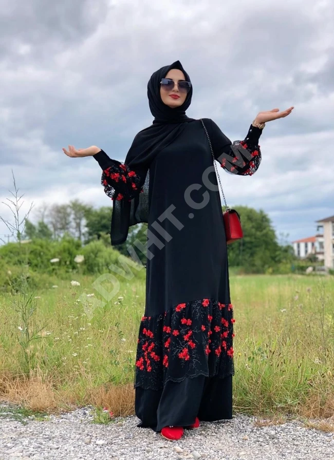 عباءة نسائية للمحجبات