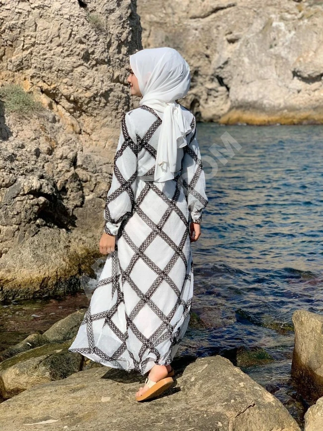 فستان نسائي مناسب للمحجبات