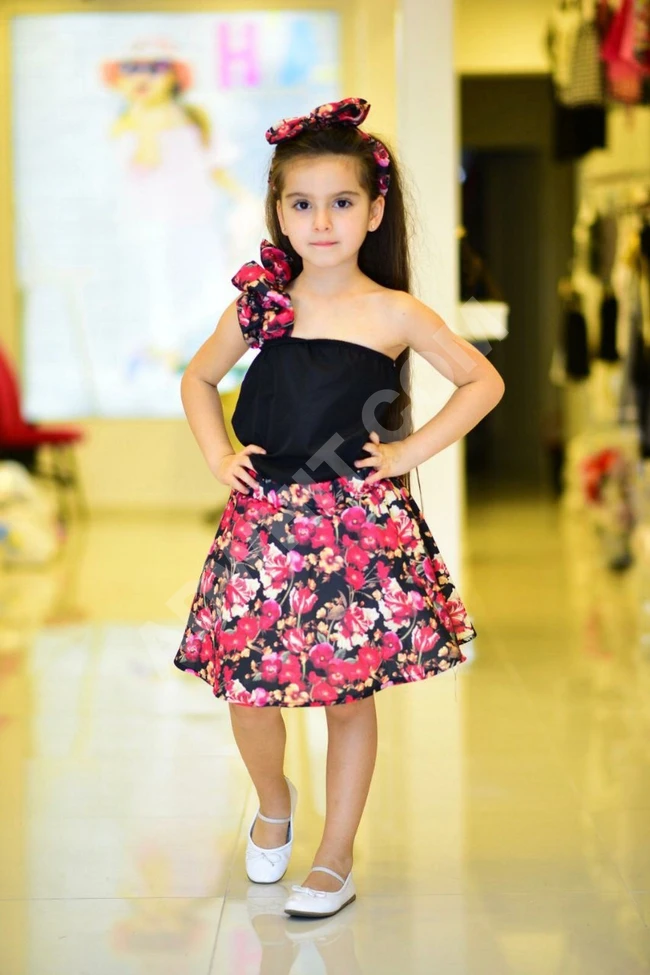 طقم بناتي تخفيض لفترة محدودة