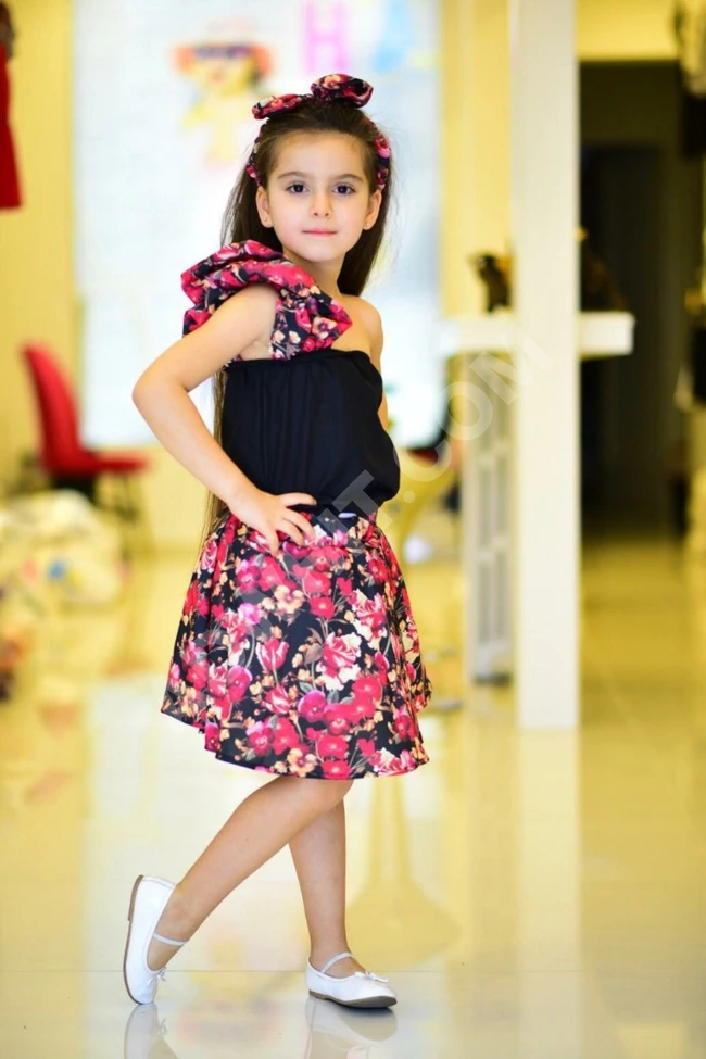 طقم بناتي تخفيض لفترة محدودة