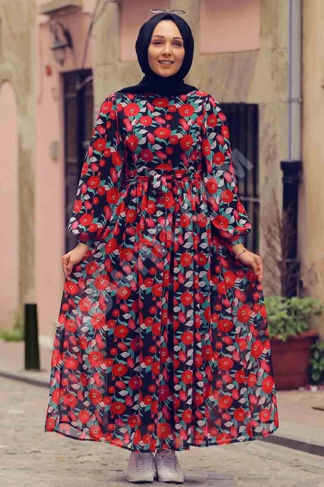 فستان طويل مناسب للحجاب