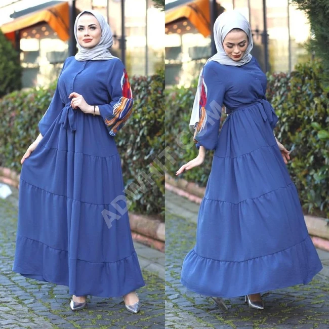 فستان نسائي طويل مناسب للحجاب