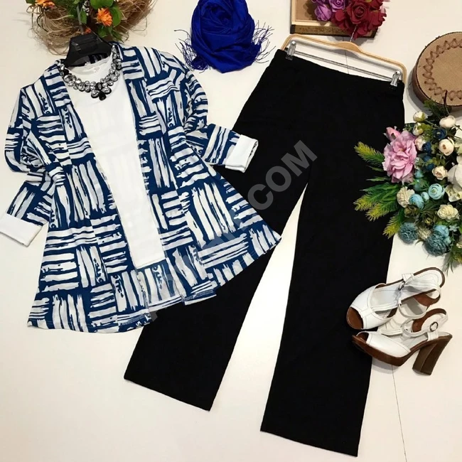 طقم نسائي مناسب للحجاب