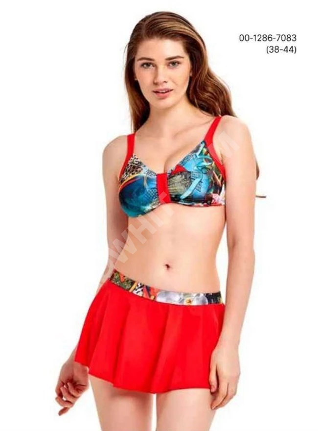 ملابس سباحة نسائية