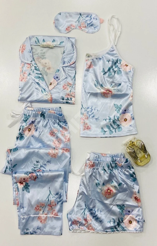 بيجاما نوم نسائية