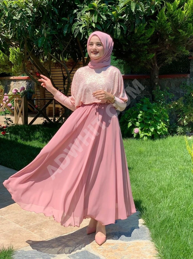 طقم نسائي مع شال للمحجبات