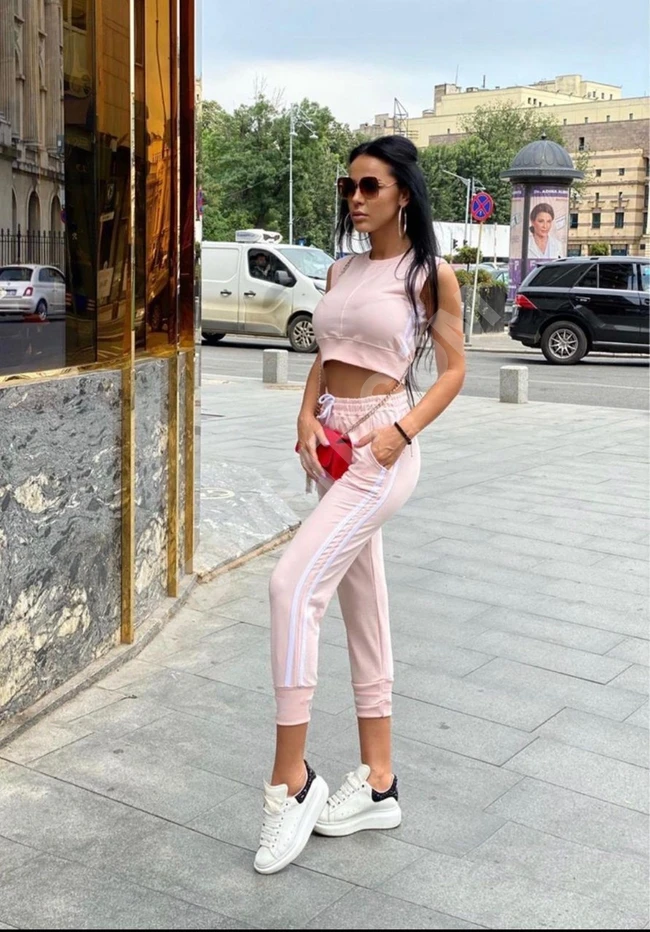 بيجاما سبور نسائية