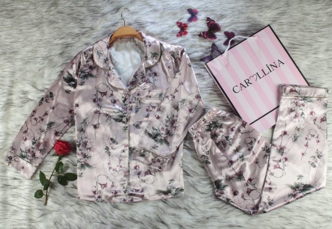 بيجاما ساتان نسائية