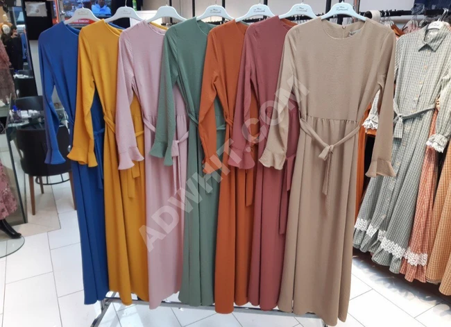 فستان طويل مناسب للمحجبات