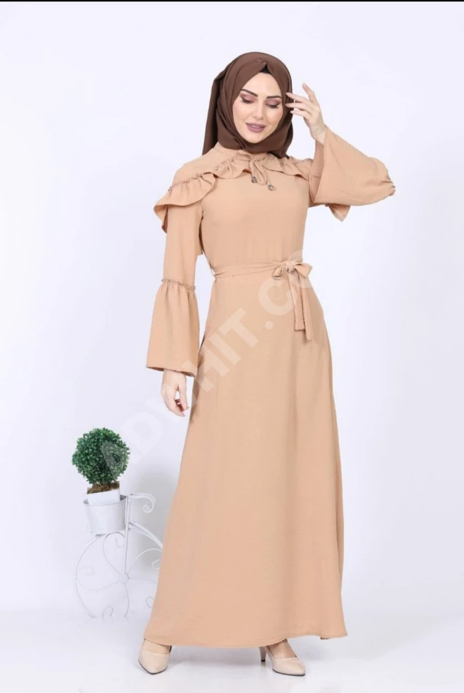 فستان نسائي طويل للحجاب