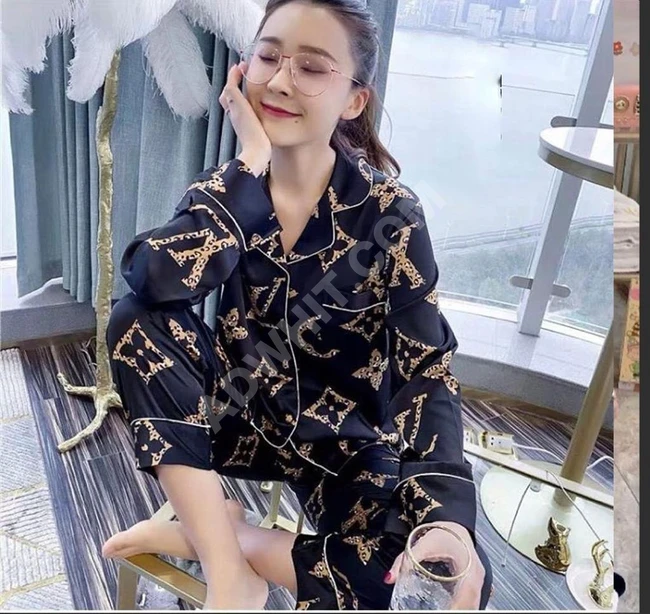 بيجاما نوم نسائية