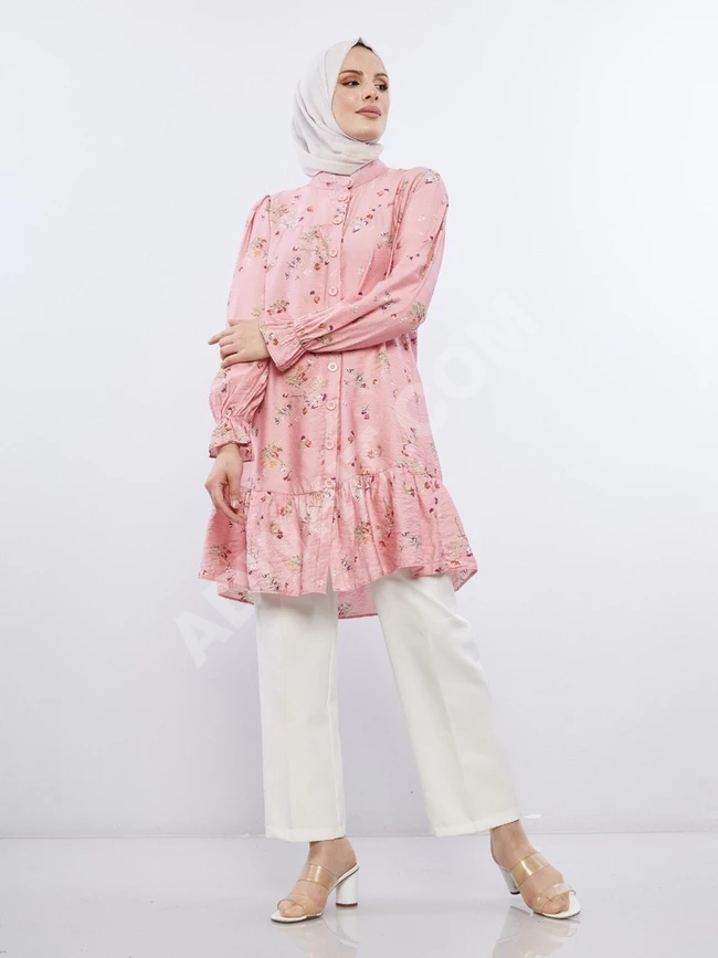 قميص نسائي مناسب للحجاب