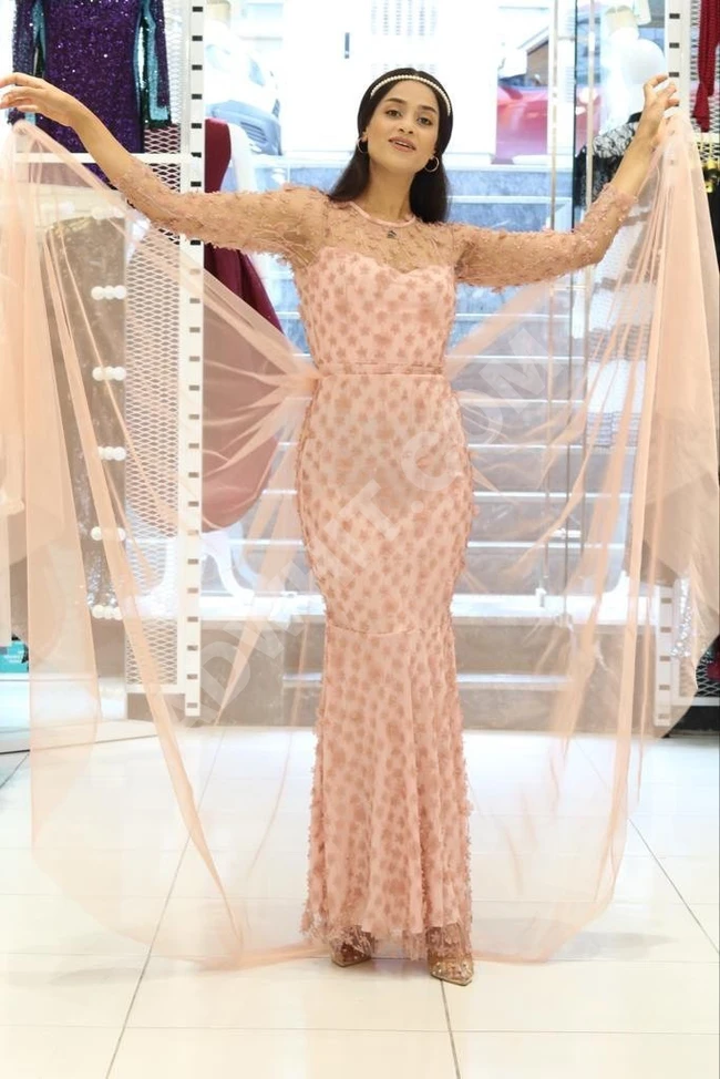 فستان سهرة نسائي