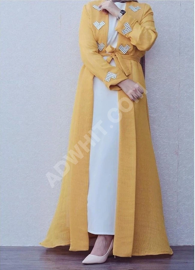 عباءة نسائية للمحجبات