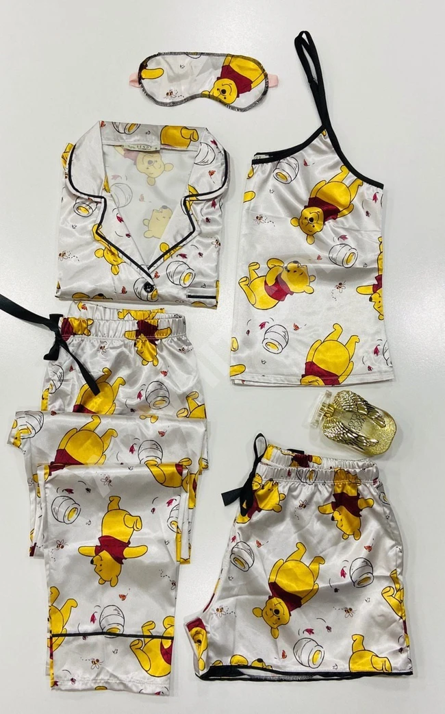 بيجاما ساتان نسائية