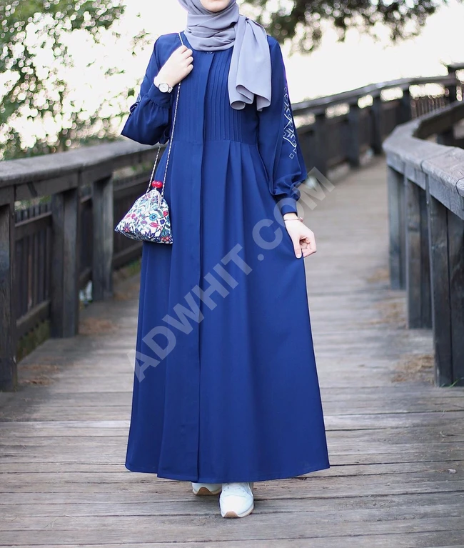 فستان طويل مناسب للمحجبات