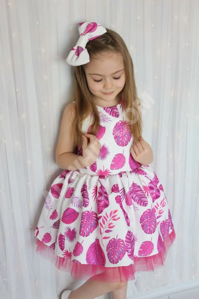 فستان بناتي مع اكسسوار للشعر 