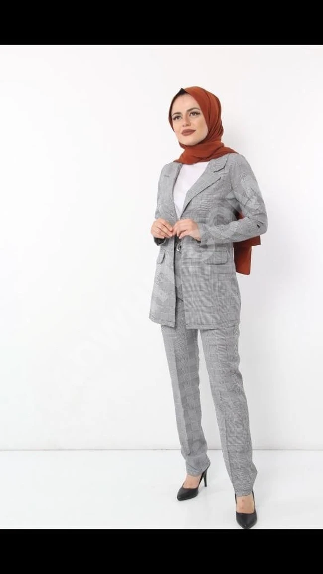 طقم رسمي للمحجبات