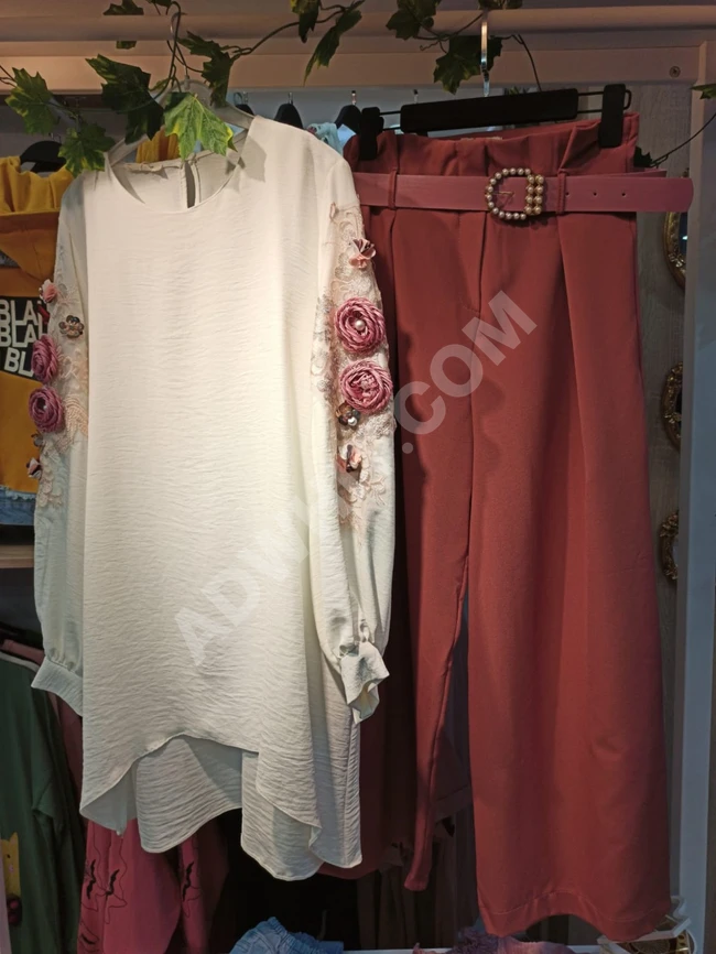 طقم نسائي بسعر خاص للجادين فقط